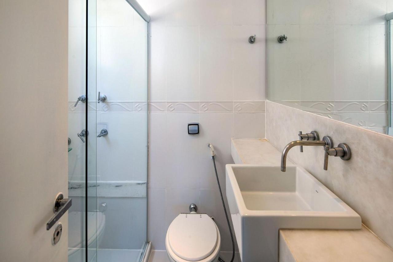 Confortavel E Seguro 2 Quartos Com Varanda No Leme Rio de Janeiro Buitenkant foto